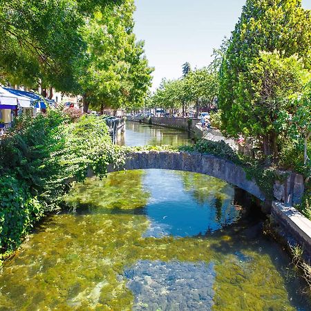 Gite De L'Olivier, Classe, Climatise, Jardin Avec Parking Gratuit Devant Le Logement Et A 5 Minutes Du Centre-Ville A Pied LʼIsle-sur-la-Sorgue المظهر الخارجي الصورة